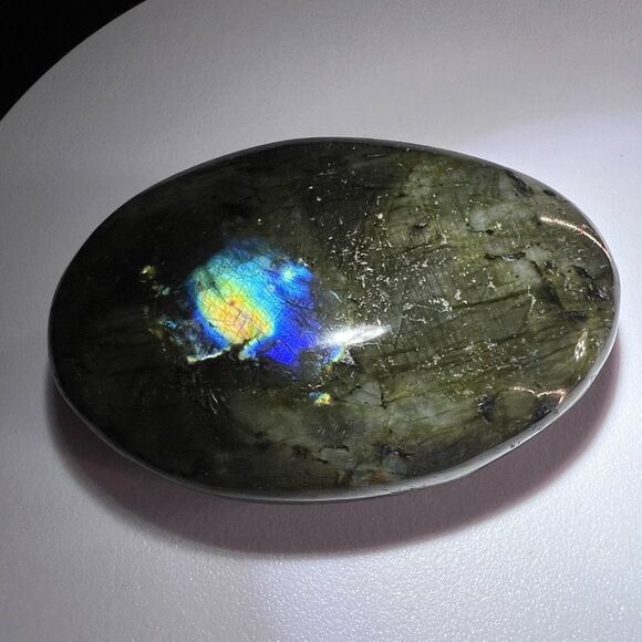 Labradorite Crystal‎ Palmstone (8) - Picture 7 of 11